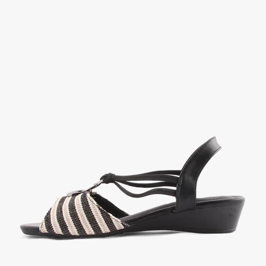 SIENNA BLACK